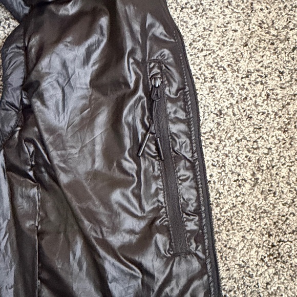 The North Face Women's Black Vest - Picture 4 of 5